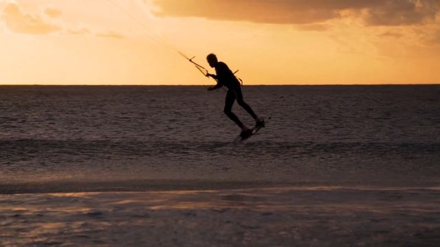 CORE Nexus Teaser - Two characters. One kite. (2/2) смотреть онлайн