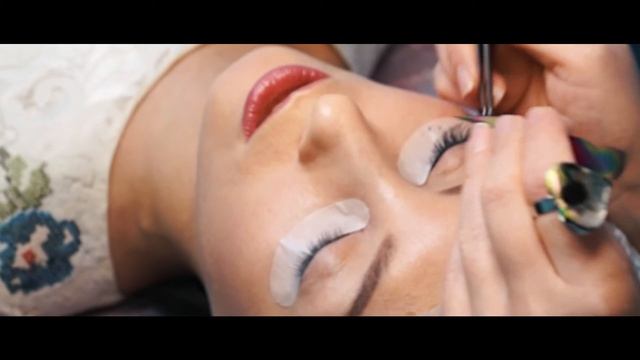 Наращивание ресниц в Омске | Салон красоты "Дом мадам Ву" смотреть онлайн