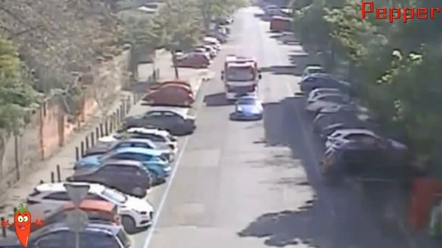 Porsche купил, мозги забыл купить! смотреть онлайн