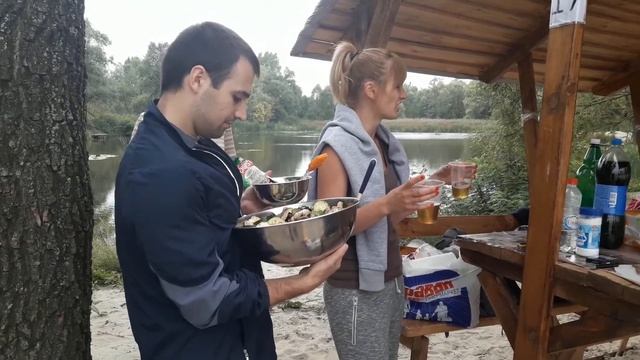 Шашлык,природа и корпоратив смотреть онлайн