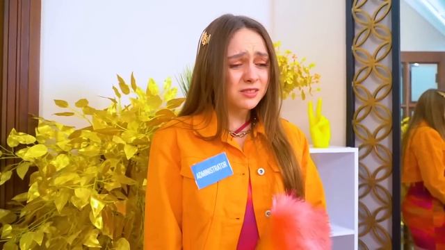 Мы Живем В Tik Tok House || Я Превратила Свой Дом В Отель смотреть онлайн