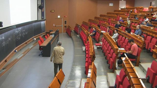 Simultaneous Control of Ensembles of Dynamical Systems смотреть онлайн