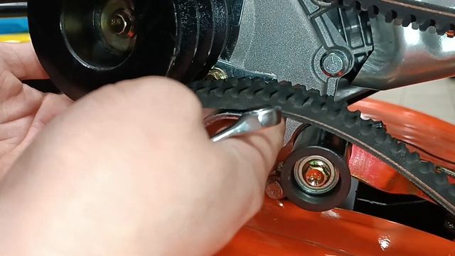 Регулировка ремней мотоблока.