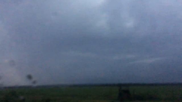 ГРОЗА ПОПАЛА ПРЯМО В ПРОВОД | Погода в Великом Устюге смотреть онлайн