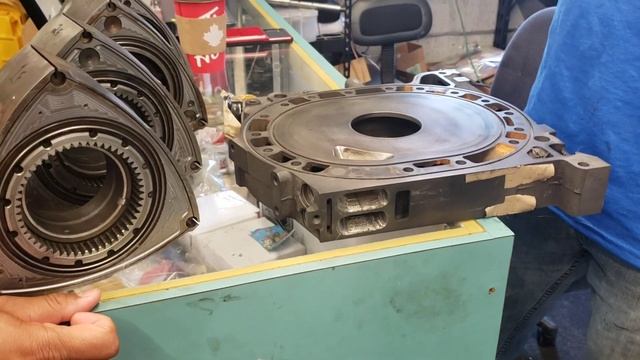 Some 4 rotor parts and scalloped rotors explained смотреть онлайн