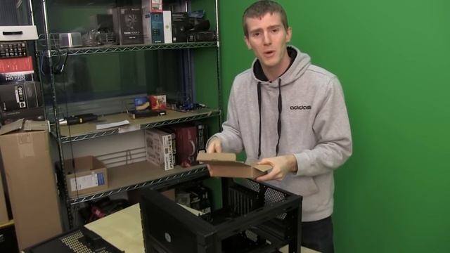 Cooler Master HAF XB ATX Cube Gaming Case Unboxing & First Look Linus Tech Tips смотреть онлайн