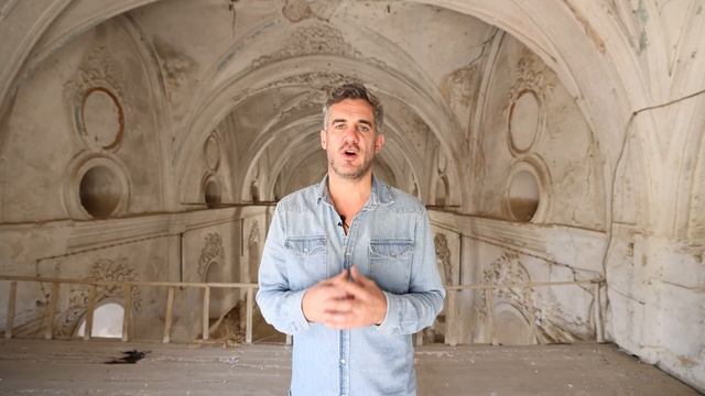 Canon EOS R5 - The BEST ARCHITECTURE And INTERIOR Camera In 2023?