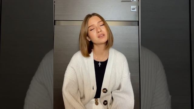 Ещё один кавер Лизы на песню billie eilish || Дневник Open Kids смотреть онлайн