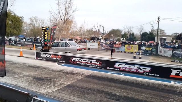 EXCLUSIVO D HOY!!! RENAULT 21 TURBO 10:25 VS FIAT 147 TEAM HG MOTORES 9:78 C6 2023 смотреть онлайн