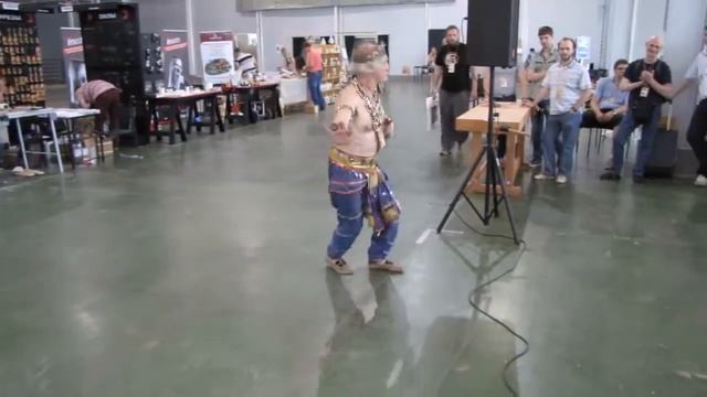 Чудеса ;)) на Фестивале столярного дела 2014 смотреть онлайн