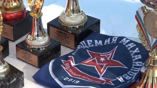 Семейный фестиваль "Мама, папа, я - хоккейная семья" в Сокольниках смотреть онлайн