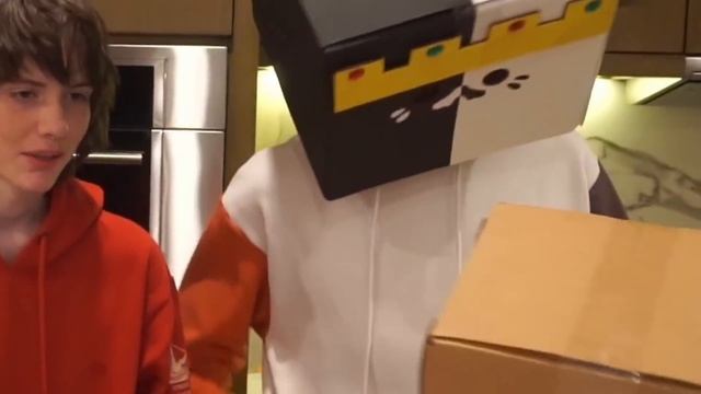 Ranboo & Crumb Bumping Heads For 3 Minutes!