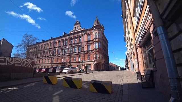 Кронштадт, Выборг и Петергоф. Апрель 2022 смотреть онлайн