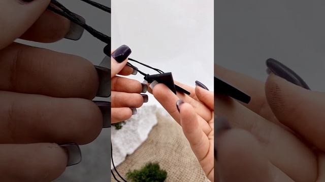 Оберег из шунгита "Мужской треугольник" и "Женский треугольник" / Shungite necklace смотреть онлайн