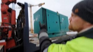 Обучаю коллегу работать на манипуляторе Hino ranger,unic 540.