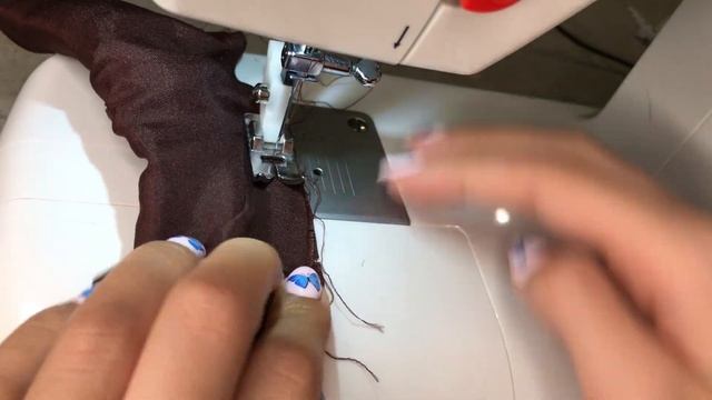 ??DIY : Трендовая резинка для волос 2021 года своими руками?? смотреть онлайн