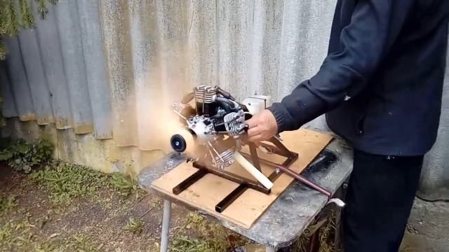 Modellbau: Sternmotor Moki S180 Testlauf (2017-10-01) смотреть онлайн