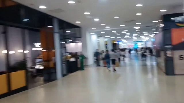 Сенной рынок в Краснодаре и огромный магазин галерея. смотреть онлайн