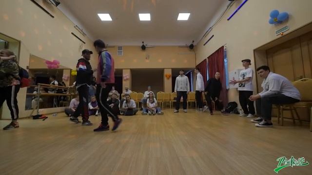 Жингель Стас vs. Дракон - 1/8 - Hip-Hop Pro - РЕАКЦИЯ 2019 смотреть онлайн