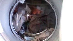 Zanussi FA 832 - rinse - s ozývající se uhlíky :-)