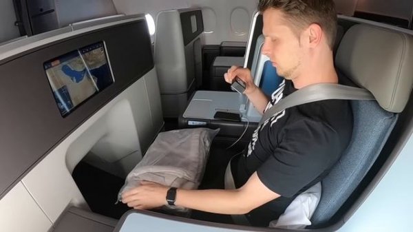 Review: FlyDubai NEW 737MAX - BEST Budget Business Class?