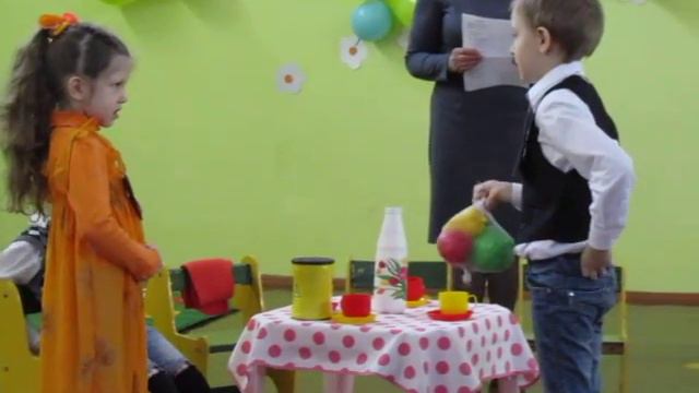 Сценка на 8 марта Данил смотреть онлайн