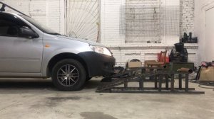 Мини эстакада для авто. Своими руками..mp4