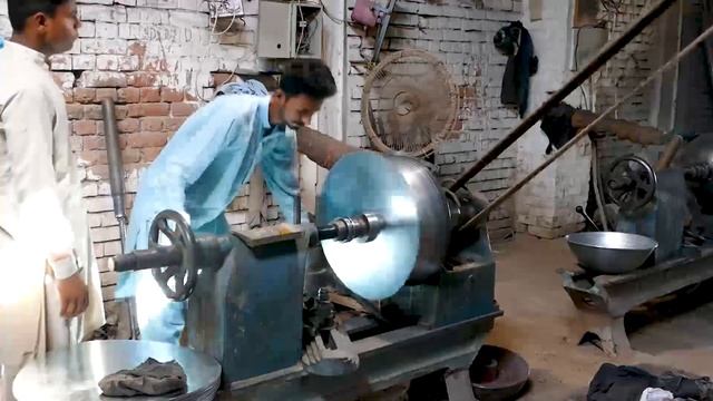 Кустарный цех в Индии! смотреть онлайн