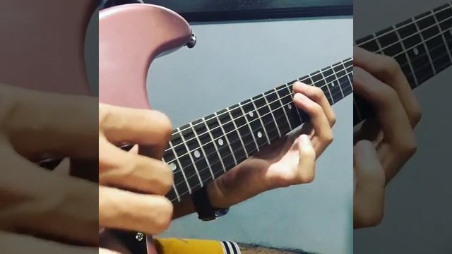 Squier Affinity Stratocaster HH 2021 - Burgundy Mist смотреть онлайн