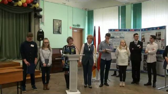 Выставка "Мир профессий и культуры в Гамбурге и Санкт-Петербурге" смотреть онлайн