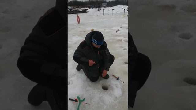 Ловим Форель смотреть онлайн