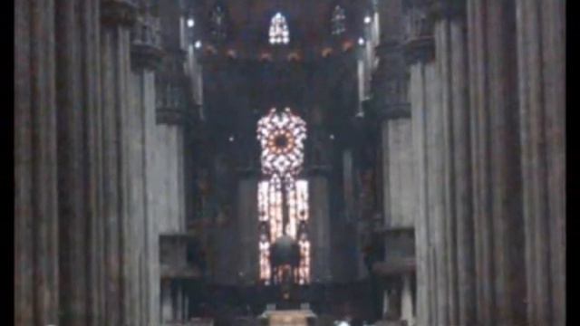 The Duomo - Milan - Spring 2009 смотреть онлайн