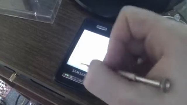 Один из первых сенсорных телефонов SAMSUNG -- SGH-D980 смотреть онлайн