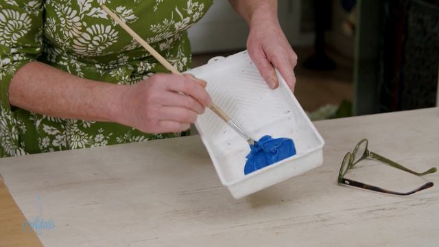 How to decorate vases and pots with stencil stamps смотреть онлайн