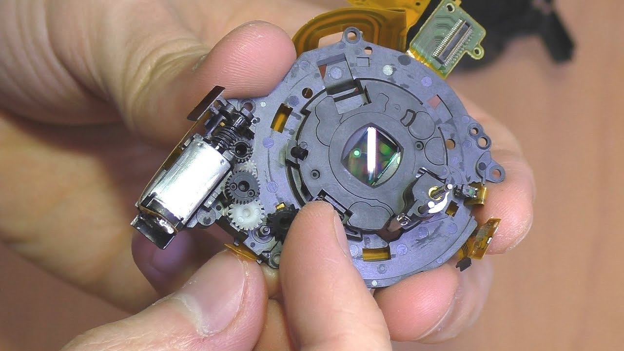 Жужжит / Выпадает в ошибку фотокамера Canon PowerShot S95 смотреть онлайн