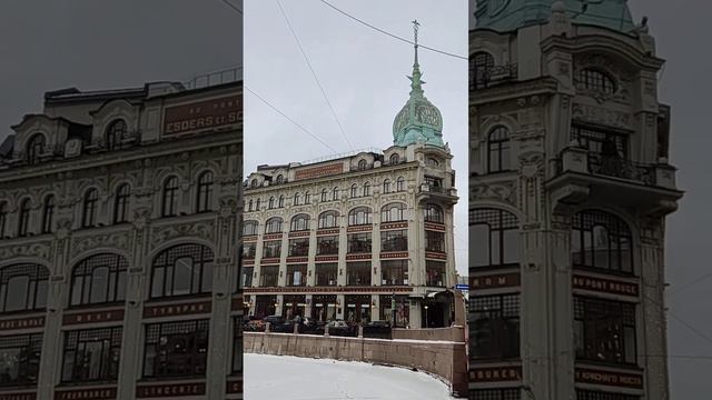 Прогулки по Петербургу. Вид на набережную реки Мойки с Красного моста. смотреть онлайн