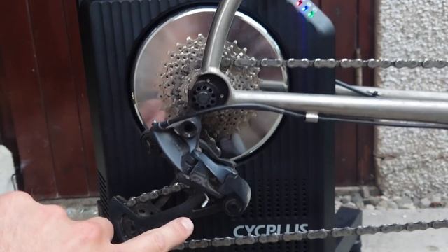 Trainer dies mid-review. Another ALPHA product that shouldn't be shipped. смотреть онлайн