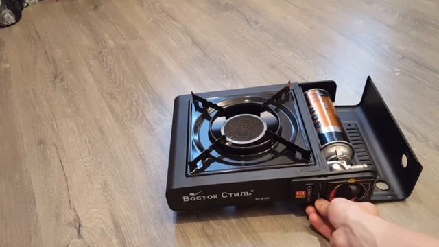 Туристическая газовая плита, горелка. Подготовка к работе. Установка газового баллона. смотреть онлайн