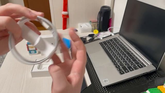 Лейся, песня: обзор беспроводных наушников Apple AirPods 2 смотреть онлайн