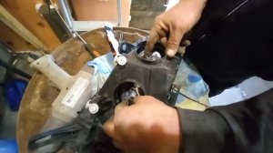 Лада Клина отвалился отражатель фары, как его восстановить, если стекло не реально снять