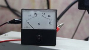 Как подключить вольтметр к переменному напряжению.