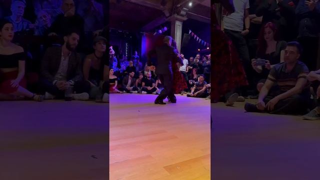 Marcela Duran y Andres Laza Moreno. Yunta de Oro (Pugliese) Milonga Muy lunes 4sep23 смотреть онлайн