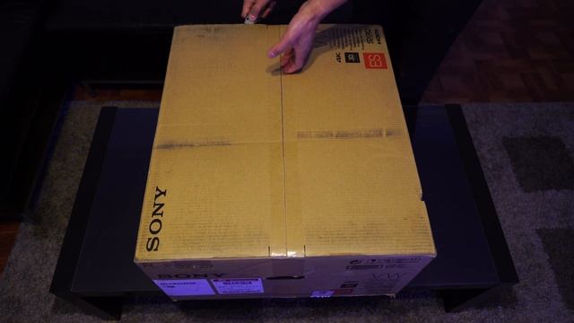Sony VPL-VW675ES/ VPL-VW550ES Unboxing 4K Projector