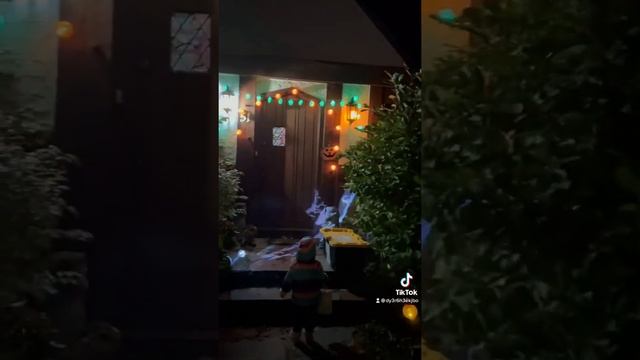 Как празднуют Хэллоуин в Америке . halloween . Американские традиции смотреть онлайн