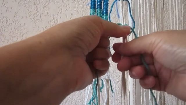 Macrame tapestry (weaving with square knots) смотреть онлайн