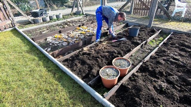 Der erste Tag im Garten und das Drama mit dem Komposter! смотреть онлайн
