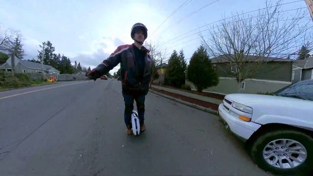 Low Speed EUC injury: fractured femur смотреть онлайн