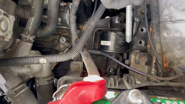 Replacing 2008-2012 Ford Escape Transmission Mount. 3.0L V6 смотреть онлайн
