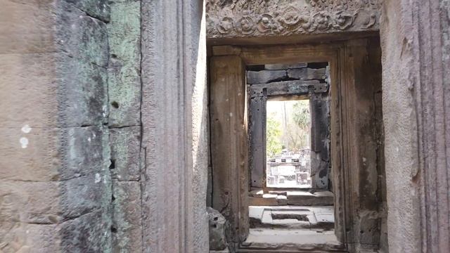 Bayon Temple, Angkor walking tour 4k 60fps смотреть онлайн