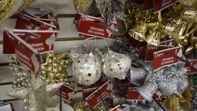 DOLLAR TREE Shop With Me CHRISTMAS 2017 | New Finds Christmas Decor | Momma from scratch смотреть онлайн